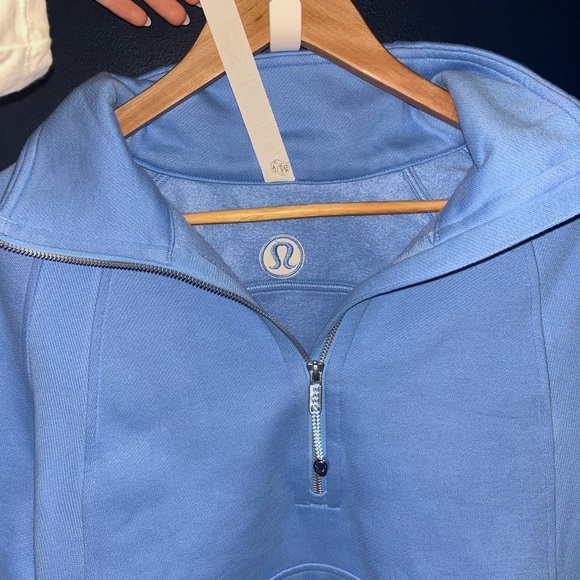 Aero Blue Lulu Scuba jacket! New with tags! Never worn! - Picture 2 of 7